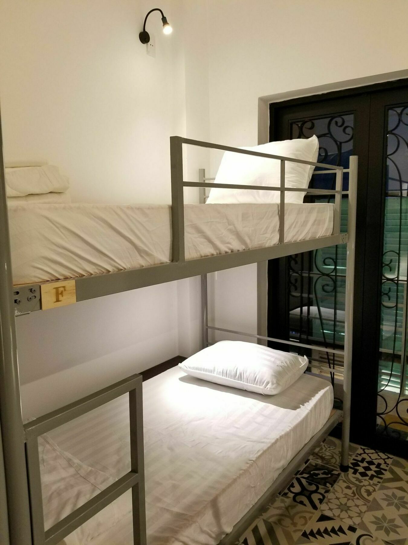 Timemark Travel Homestay & Hostel โฮจิมินห์ซิตี้ ภายนอก รูปภาพ