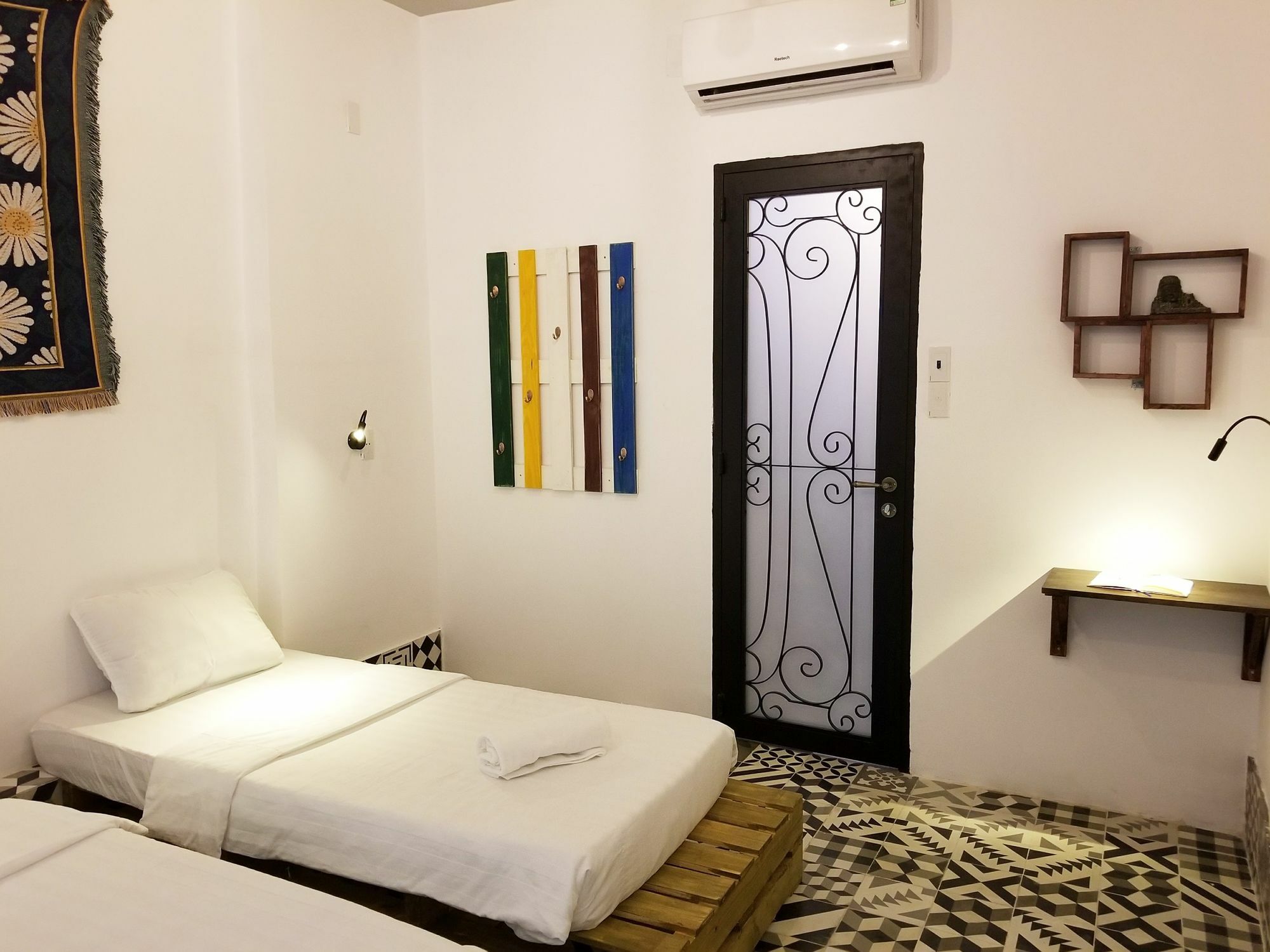 Timemark Travel Homestay & Hostel โฮจิมินห์ซิตี้ ภายนอก รูปภาพ