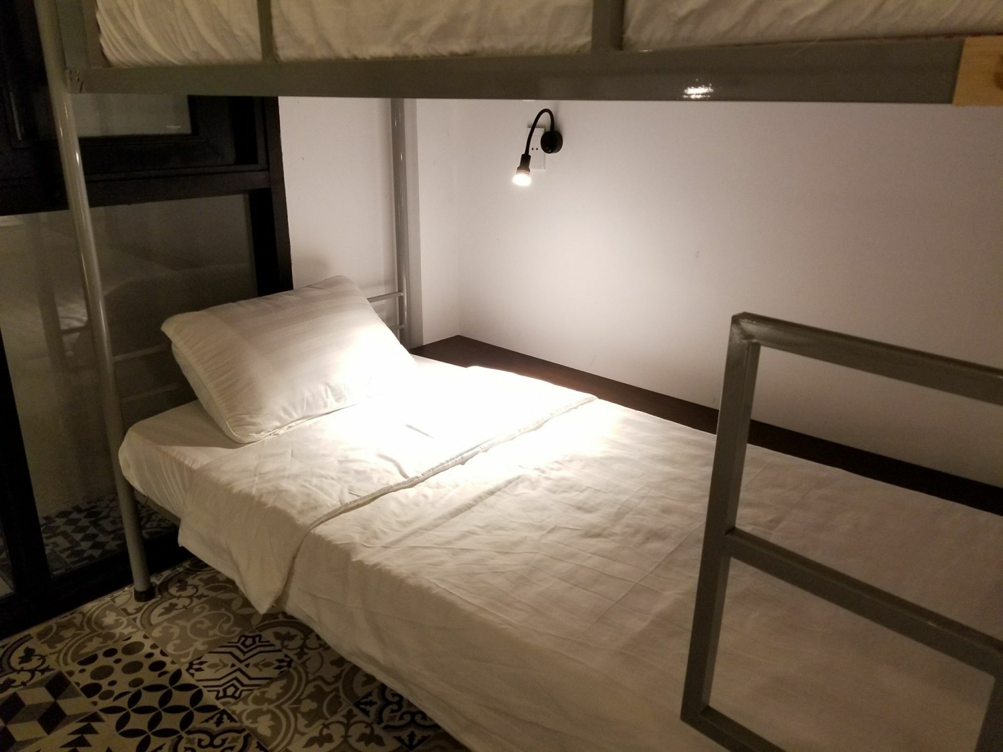 Timemark Travel Homestay & Hostel โฮจิมินห์ซิตี้ ภายนอก รูปภาพ